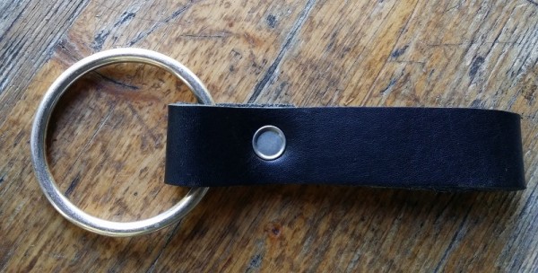 Axthalter 8cm-Ring,Leder,Mittelalter,Larp,Wikinger,Kelten