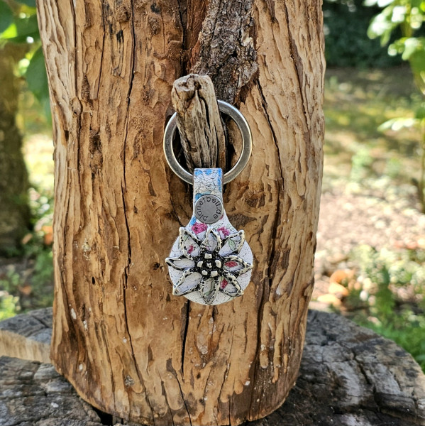 Schlüsselanhänger EDELWEISS AUF ALMWIESE, Fb: silber